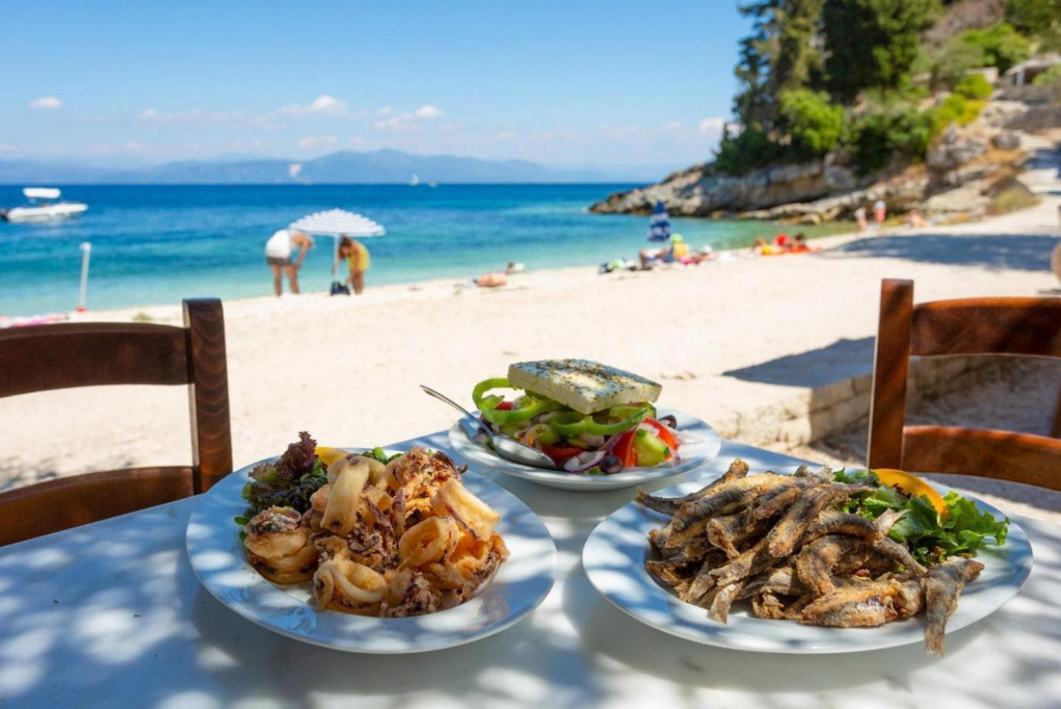 Spiros Jetty House Apartment Longós Екстериор снимка