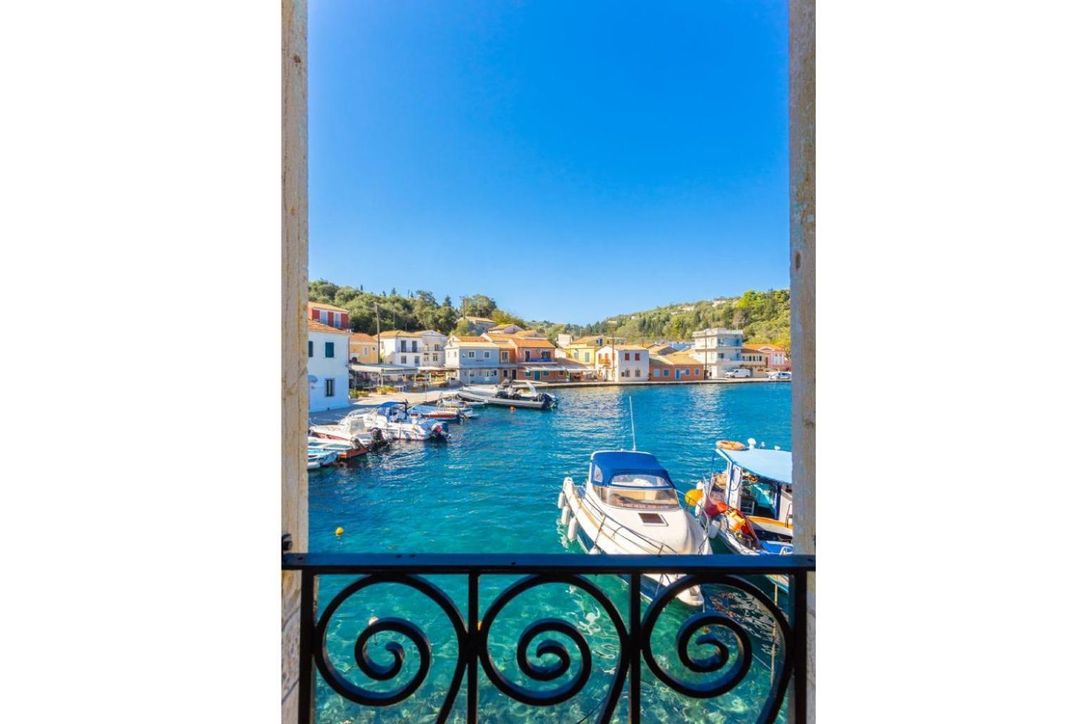 Spiros Jetty House Apartment Longós Екстериор снимка