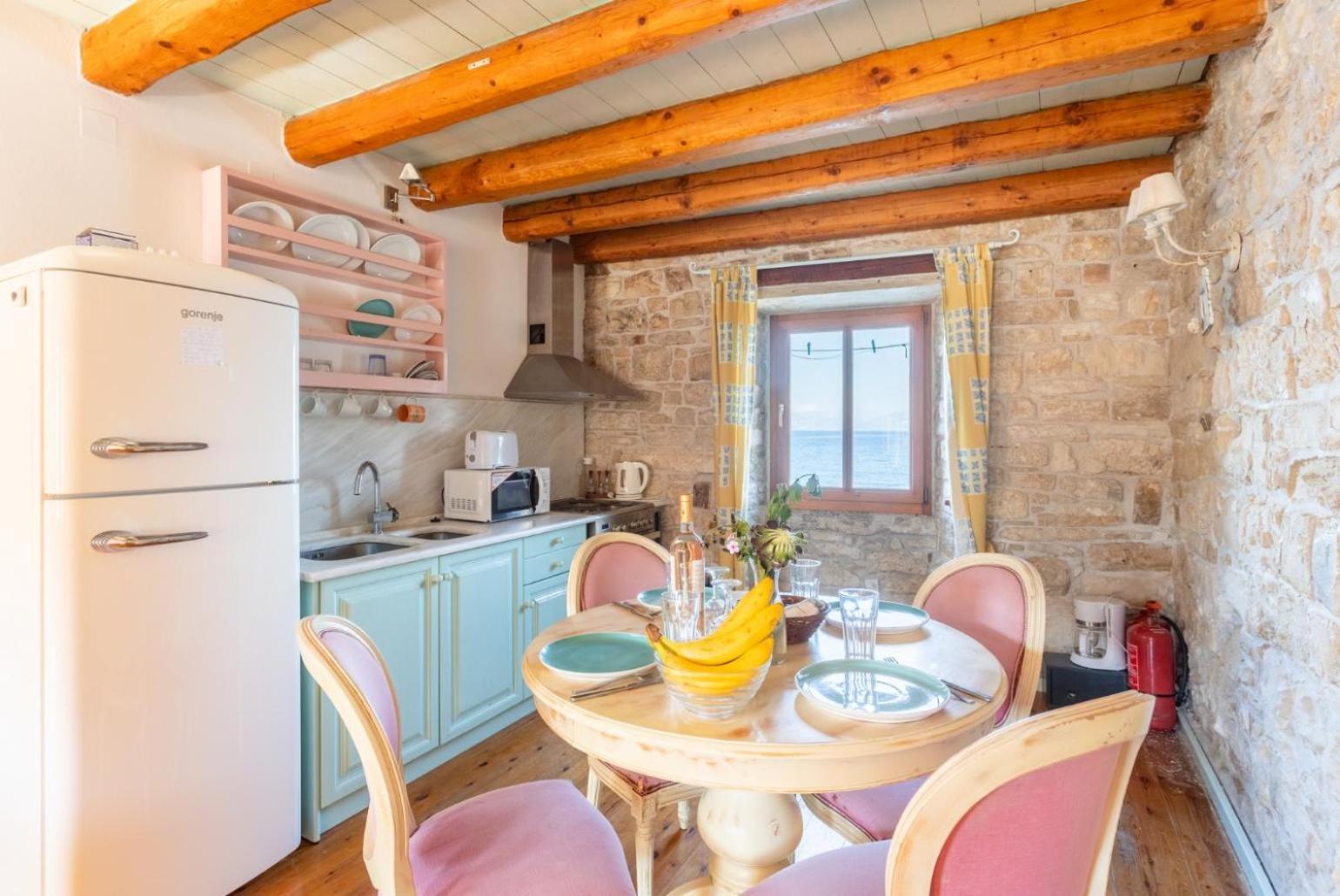 Spiros Jetty House Apartment Longós Екстериор снимка