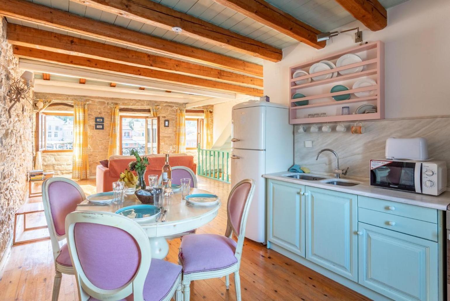 Spiros Jetty House Apartment Longós Екстериор снимка