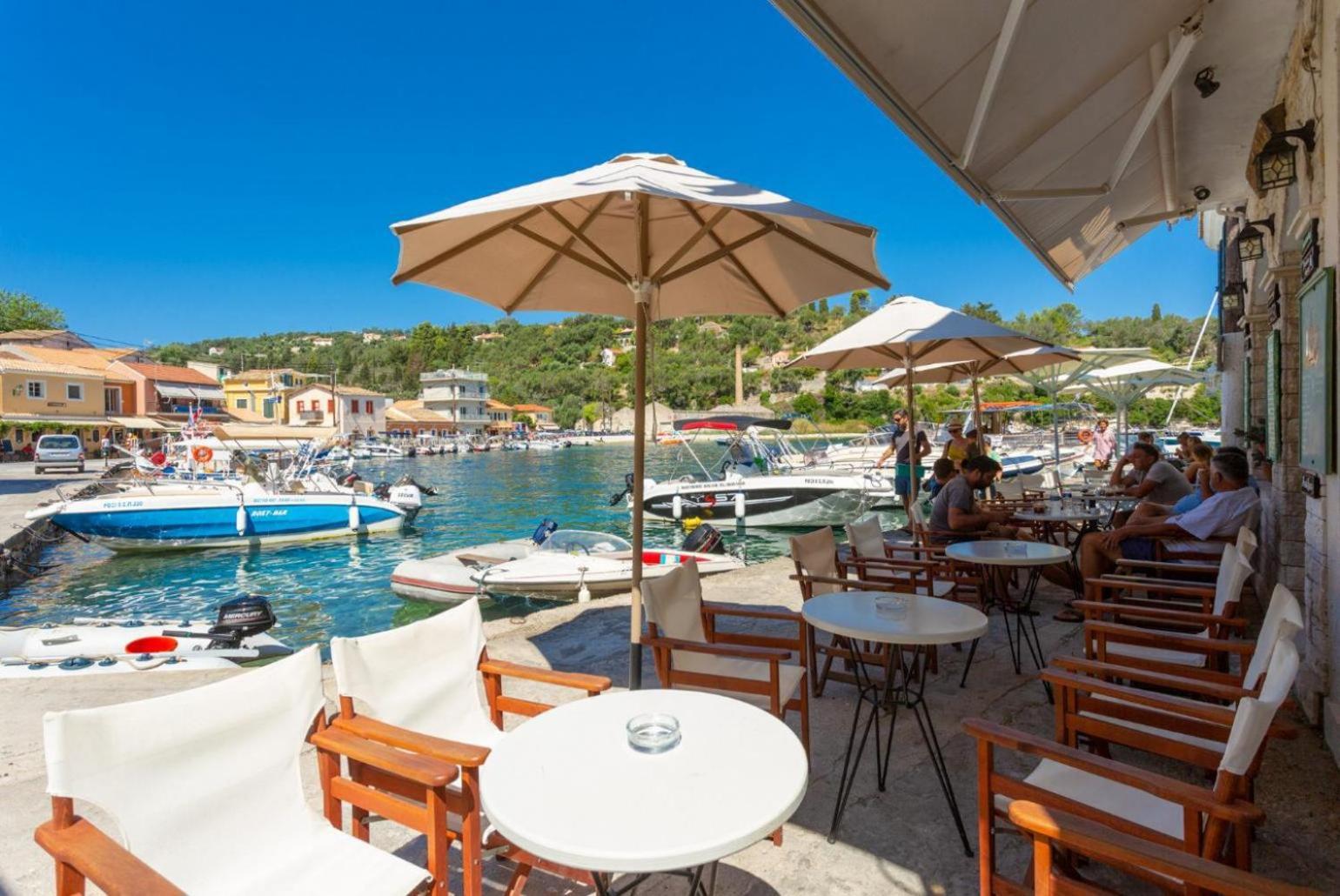 Spiros Jetty House Apartment Longós Екстериор снимка